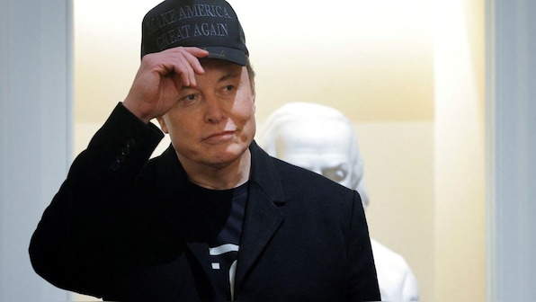 Judge rejects Elon Musk's bid to dismiss lawsuit over delayed Twitter  investment disclosure – Firstpost