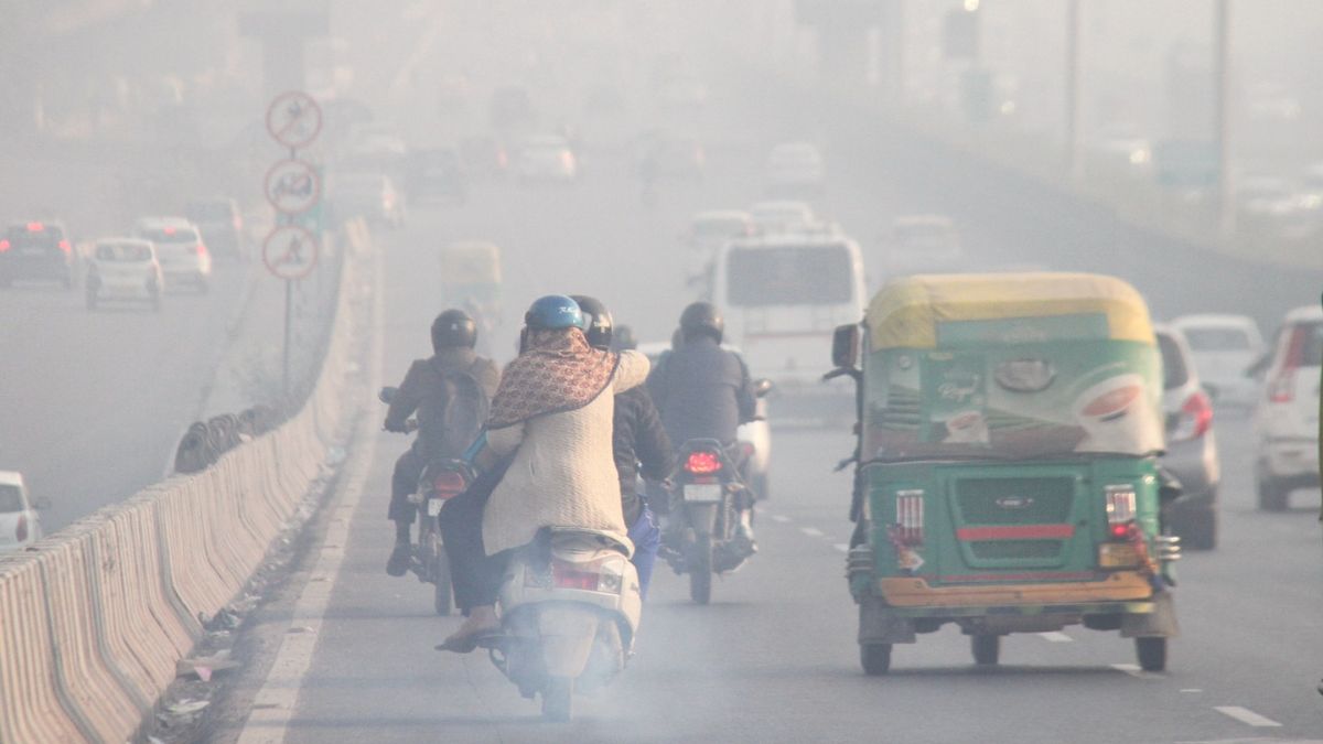 Air pollution has been identified as a major factor behind the growing number of cases. PTI/File Photo
Air pollution has been identified as a major factor behind the growing number of cases. PTI/File Photo