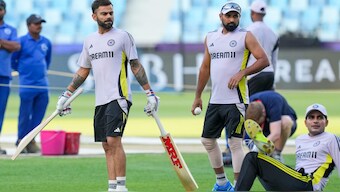 With senior players like Virat Kohli and Rohit Sharma in their twilight, Anil Kumble feels Team India is set for a transition. Image: PTI
