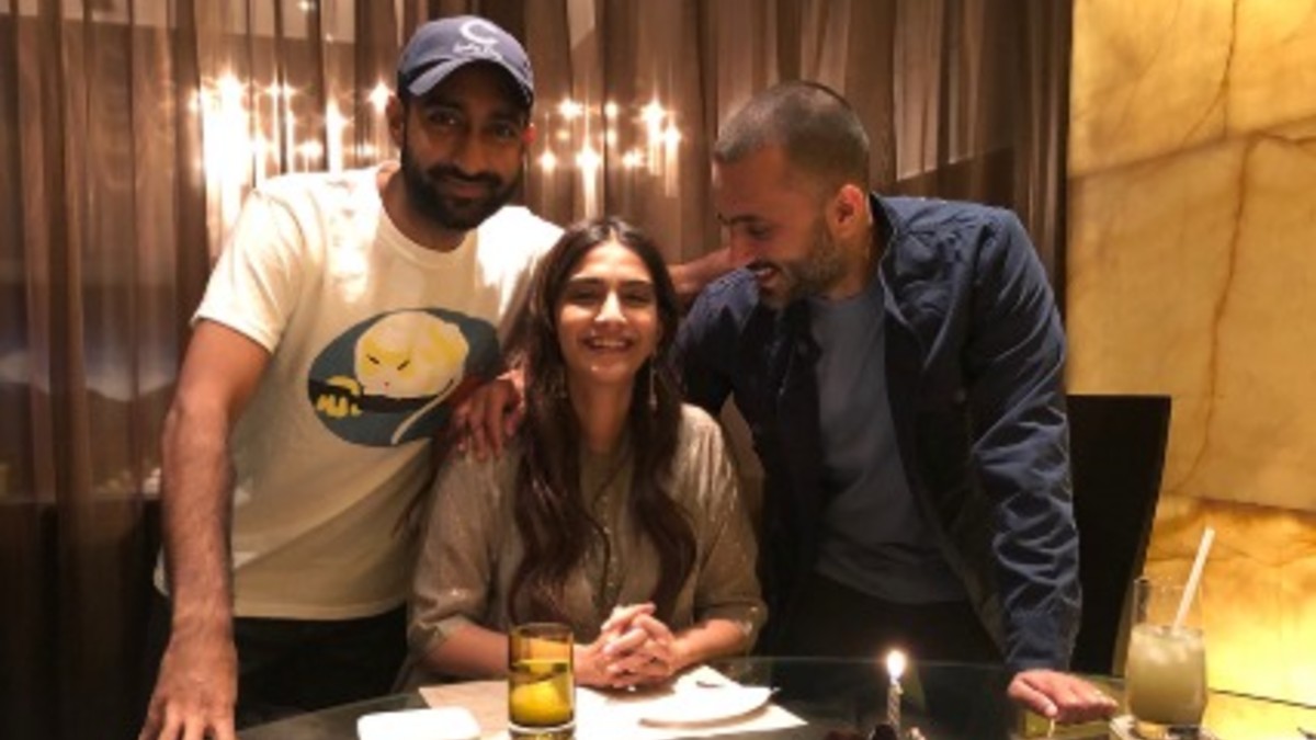 Did USAID give grant of Rs 6.5 crore to Sonam Kapoor's brother-in-law? Did USAID give grant of Rs 6.5 crore to Sonam Kapoor's brother-in-law?