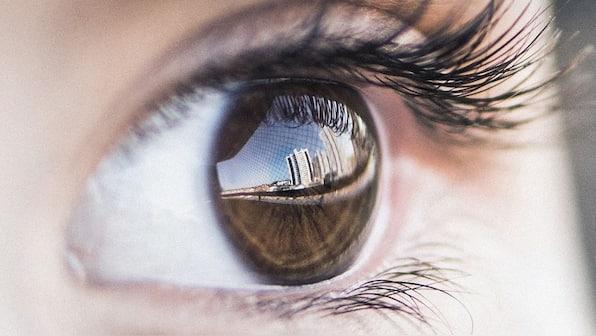 How your breathing pattern has surprising impact on your pupil size