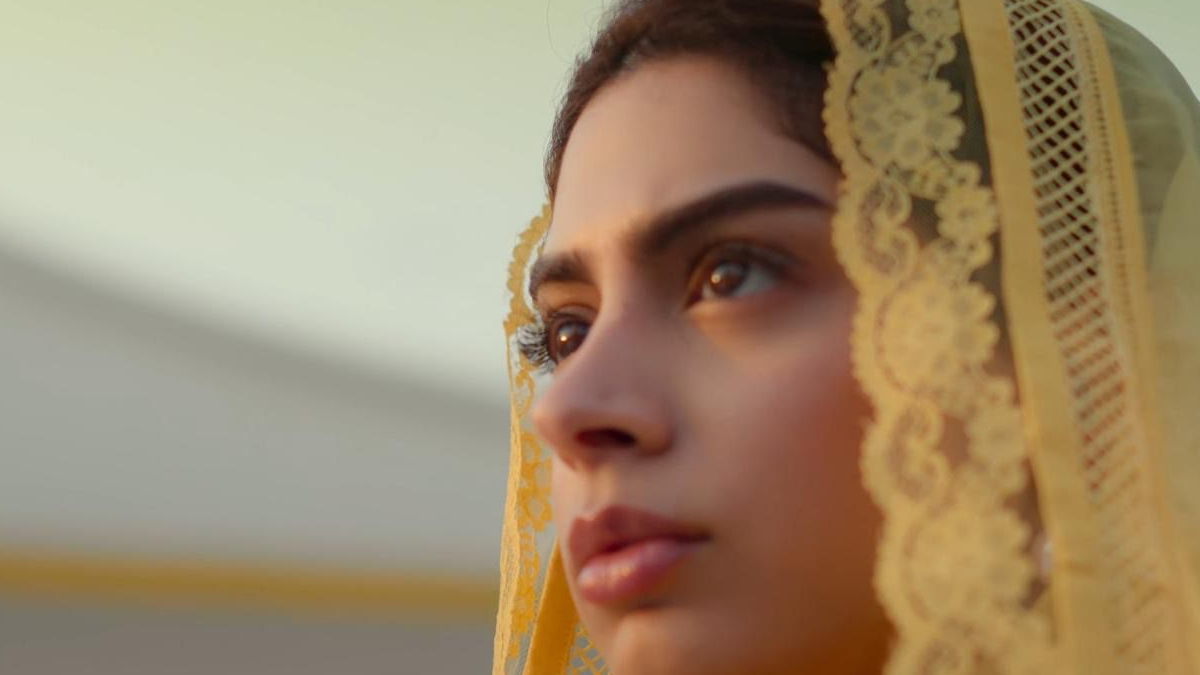 After 'Loveyapa', Khushi Kapoor displays a range of emotions again in 'Galatfehmi' song from Netflix's'Nadaaniyan' After 'Loveyapa', Khushi Kapoor displays a range of emotions again in 'Galatfehmi' song from Netflix's'Nadaaniyan'