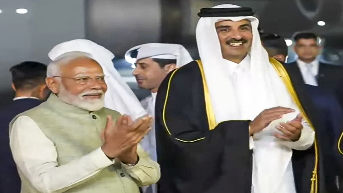 Prime Minister Narendra Modi with the emir of Qatar Sheikh Tamim Bin Hamad Al-Thani watches a performance as the latter is welcomed upon his arrival in India, in New Delhi. Image courtesy @narendramodi/YouTube Prime Minister Narendra Modi with the emir of Qatar Sheikh Tamim Bin Hamad Al-Thani watches a performance as the latter is welcomed upon his arrival in India, in New Delhi. Image courtesy @narendramodi/YouTube