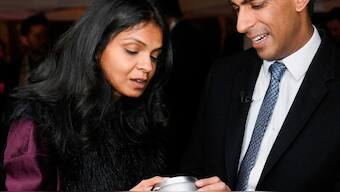 Watch | Rishi Sunak at Jaipur Literature Festival for wife Akshata's 'My Mother, Myself' session with Sudha Murthy. Image: PTI