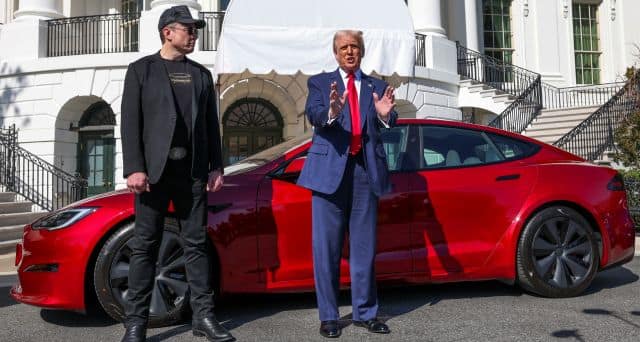 Trump buys Tesla but can’t drive: Why US presidents are not allowed to ...