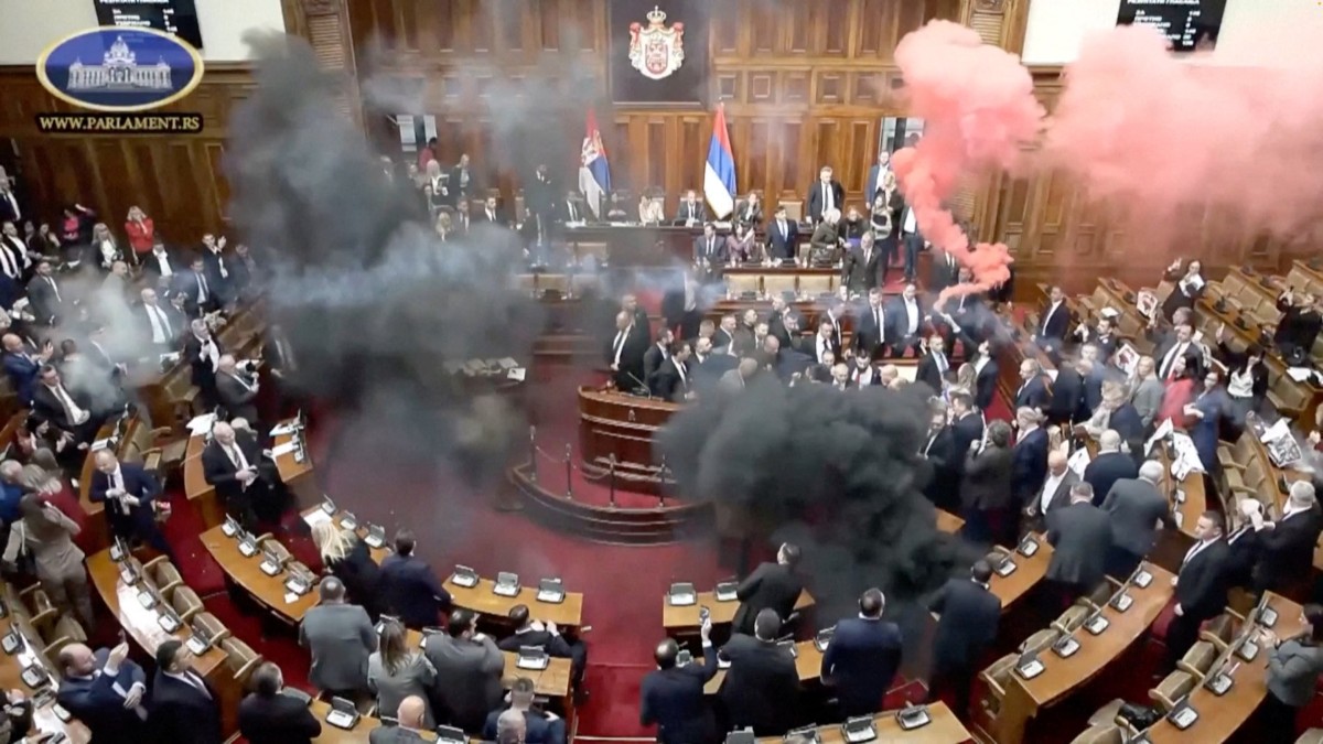 Serbian opposition lawmakers let off smoke grenades inside Serbian parliament, in Belgrade, Serbia March 4, 2025, in this screengrab taken from a video. Serbia Parliament Pool/Reuters Serbian opposition lawmakers let off smoke grenades inside Serbian parliament, in Belgrade, Serbia March 4, 2025, in this screengrab taken from a video. Serbia Parliament Pool/Reuters