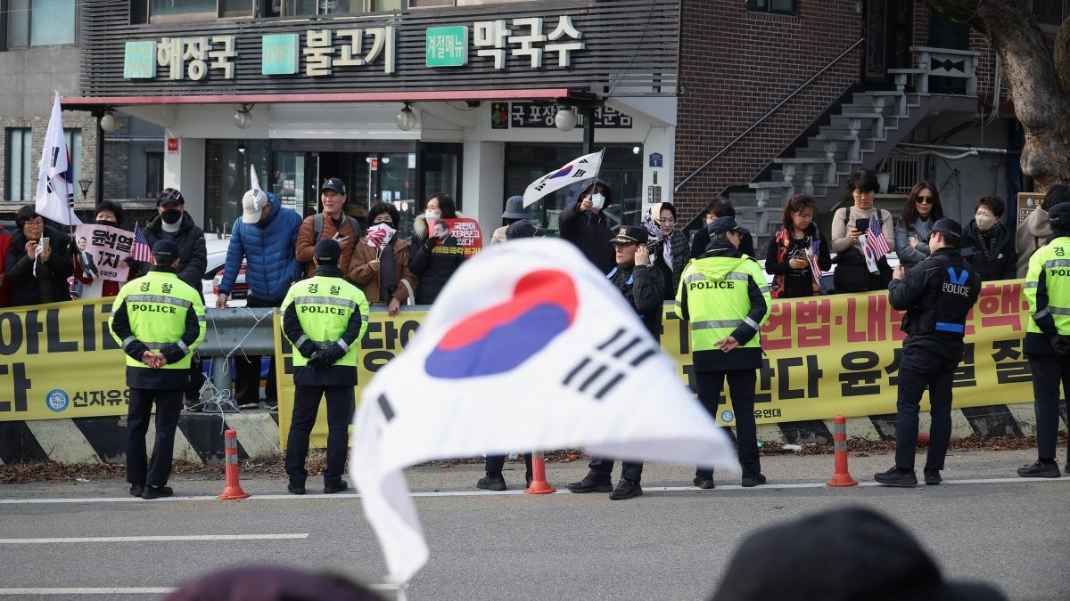 Police prepare for chaos as South Korea's Constitutional Court rules on president's impeachment