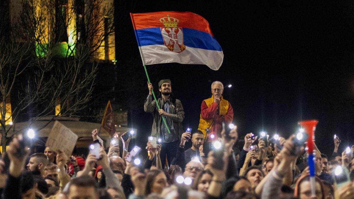 Thousands march on Belgrade as anti-government protests intensify