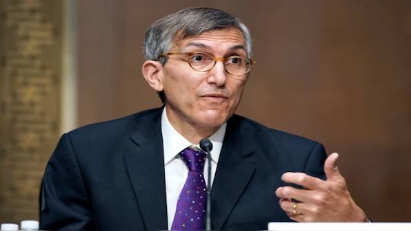Top FDA vaccine official resigns amid pressure, slams Kennedy for spreading 'misinformation'