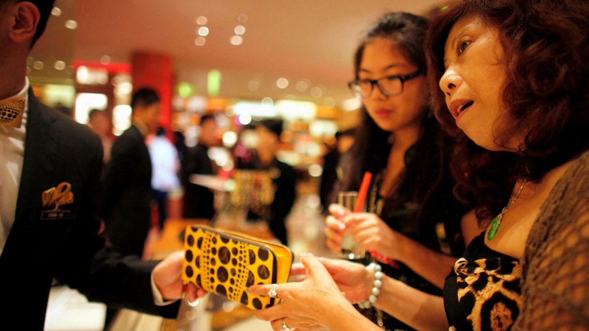 Luxury brands are ditching China, and fast– but why? Luxury brands are ditching China, and fast– but why?