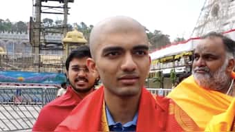 Reigning world champion D Gukesh tonsured his head during his visit to the Tirupati Balaji temple in Tirupati, Andhra Pradesh on Wednesday. Image credit: Screengrab of video posted by Daily Culture on YouTube
