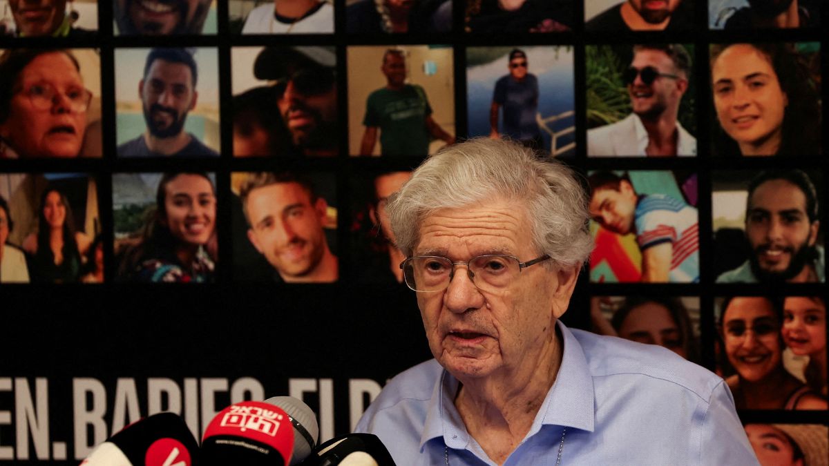 Israel headed to civil war, warns ex-chief justice Israel headed to civil war, warns ex-chief justice