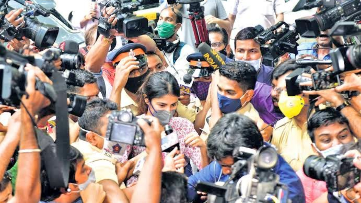 Sushant Singh Rajput Case: Amid CBI's closure report, netizens say 'We owe an apology to Rhea Chakraborty' Sushant Singh Rajput Case: Amid CBI's closure report, netizens say 'We owe an apology to Rhea Chakraborty'