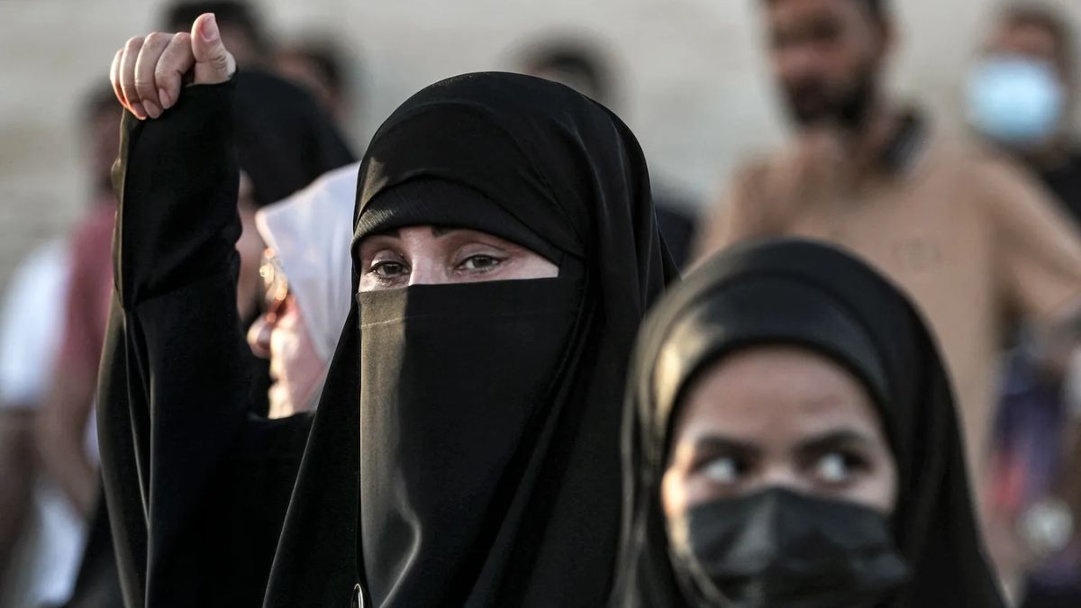 No country for women: Displaced Iraqi widows struggle for homes, jobs, and dignity No country for women: Displaced Iraqi widows struggle for homes, jobs, and dignity