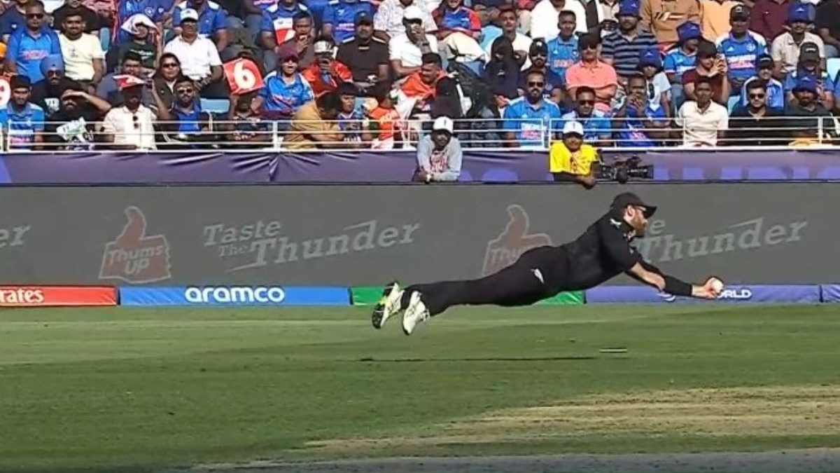 IND vs NZ: Kane Williamson takes one-handed screamer to dismiss Ravindra Jadeja IND vs NZ: Kane Williamson takes one-handed screamer to dismiss Ravindra Jadeja