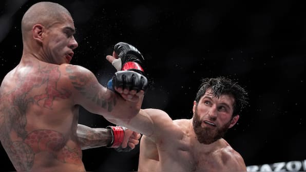 UFC 313 Results: Ankalaev takes light heavyweight belt off Pereira; Gaethje wins 'Fight of the Night'