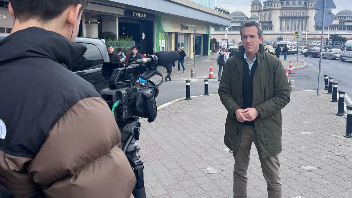 Why did Turkey deport a BBC journalist amid mass anti-Erdogan protests? Why did Turkey deport a BBC journalist amid mass anti-Erdogan protests?