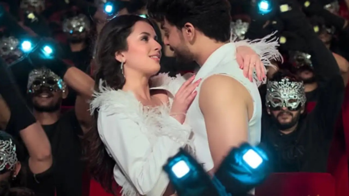 Pintu Ki Pappi movie review: A refreshing slice-of-life rom-com with good comical punches & surprises Pintu Ki Pappi movie review: A refreshing slice-of-life rom-com with good comical punches & surprises