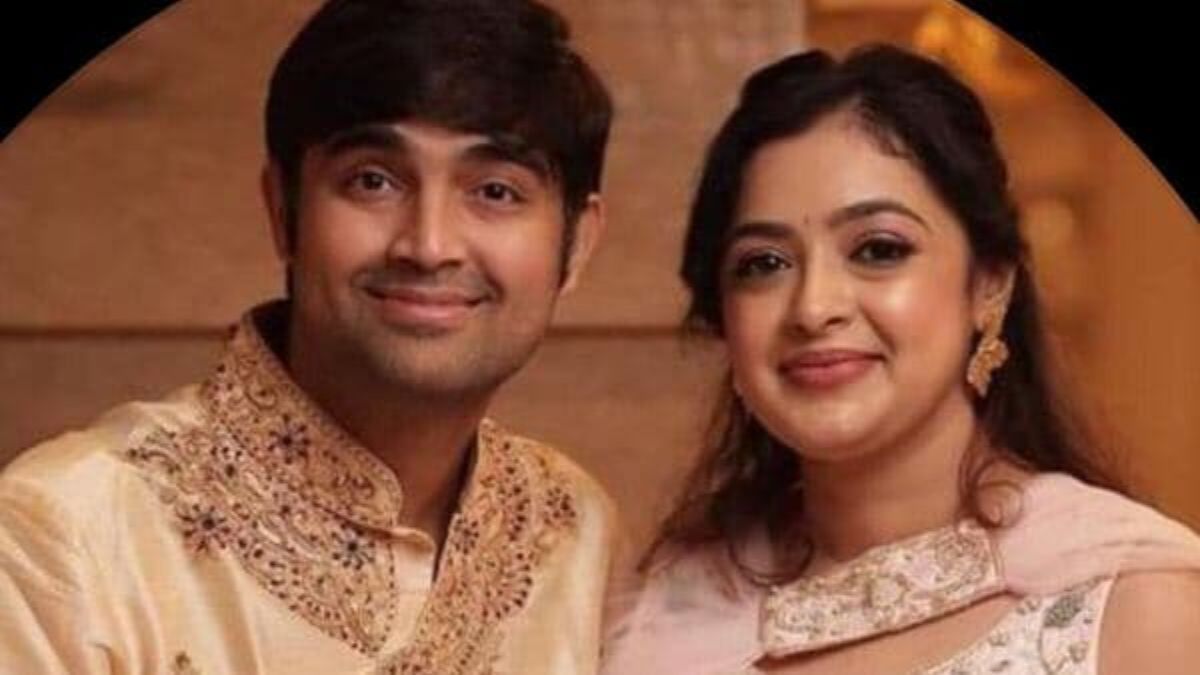 What began as a divorce dispute between tech entrepreneur Prasanna Sankar and his estranged wife Dhivya Sashidhar has spiralled into a high-stakes clash involving allegations of child abduction, police harassment, and even extortion. Image courtesy: X/@NCMIndiaa What began as a divorce dispute between tech entrepreneur Prasanna Sankar and his estranged wife Dhivya Sashidhar has spiralled into a high-stakes clash involving allegations of child abduction, police harassment, and even extortion. Image courtesy: X/@NCMIndiaa