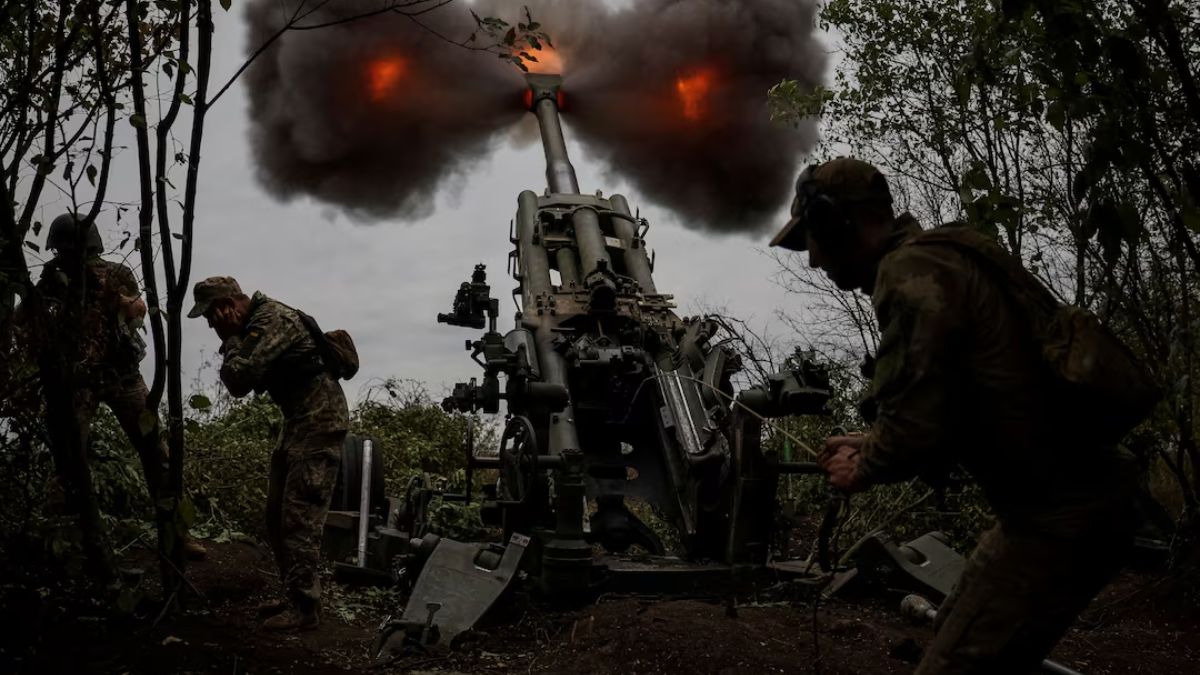 Ukrainian service members fire a shell from a M777 Howitzer at a front line, as Russia's attack on Ukraine continues, in Kharkiv Region, Ukraine. File Image- Reuters Ukrainian service members fire a shell from a M777 Howitzer at a front line, as Russia's attack on Ukraine continues, in Kharkiv Region, Ukraine. File Image- Reuters