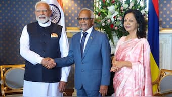 PM Modi meets Mauritius President Dharam Gokhool. Image-/X/@MEAIndia