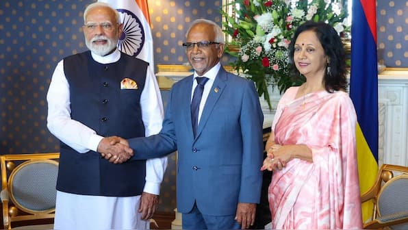 PM Modi meets Mauritius President, gifts him makhana, Gangajal from Maha Kumbh