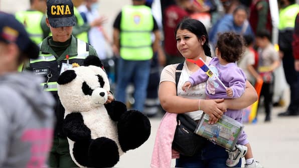 Venezuela agrees to accept repatriation flights of migrants as US ramps up crackdown