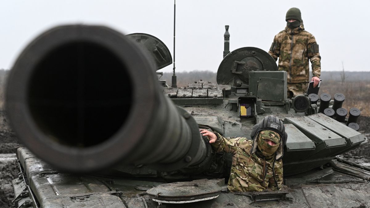 A Russian contract soldier listens to instructions of an officer while training onboard a T-72 tank during military drills held at a firing range amid Russia-Ukraine conflict, in the southern Krasnodar region, Russia, December 2, 2024. File Image/Reuters A Russian contract soldier listens to instructions of an officer while training onboard a T-72 tank during military drills held at a firing range amid Russia-Ukraine conflict, in the southern Krasnodar region, Russia, December 2, 2024. File Image/Reuters