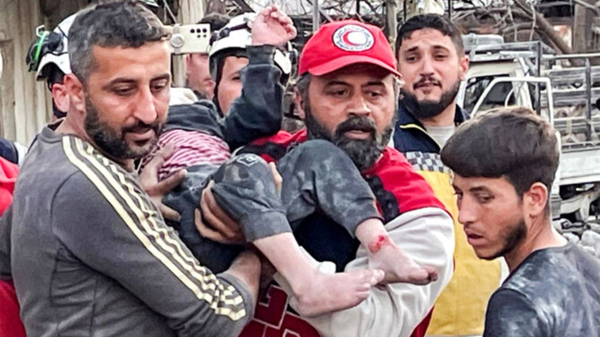 Unexploded bomb from Syria's civil war days 'accidentally' blows up, kills 16 Unexploded bomb from Syria's civil war days 'accidentally' blows up, kills 16