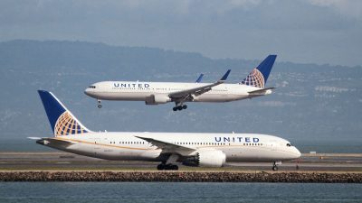 United Airlines flight makes emergency landing in Texas after severe turbulence injures 5 United Airlines flight makes emergency landing in Texas after severe turbulence injures 5