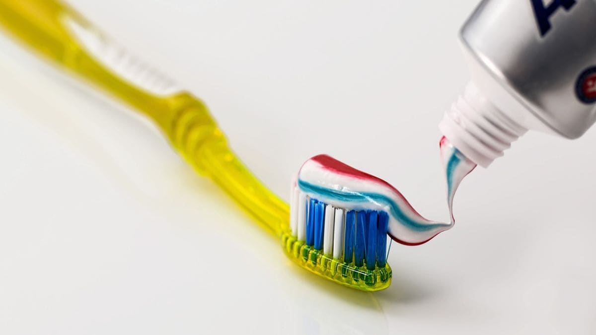 Does toothpaste kill good bacteria in your mouth?