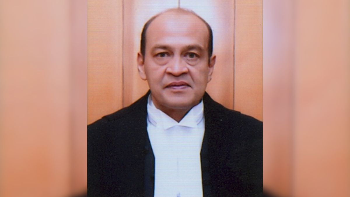 How huge pile of cash was found at Justice Varma’s house and why he calls it a ‘conspiracy’ How huge pile of cash was found at Justice Varma’s house and why he calls it a ‘conspiracy’