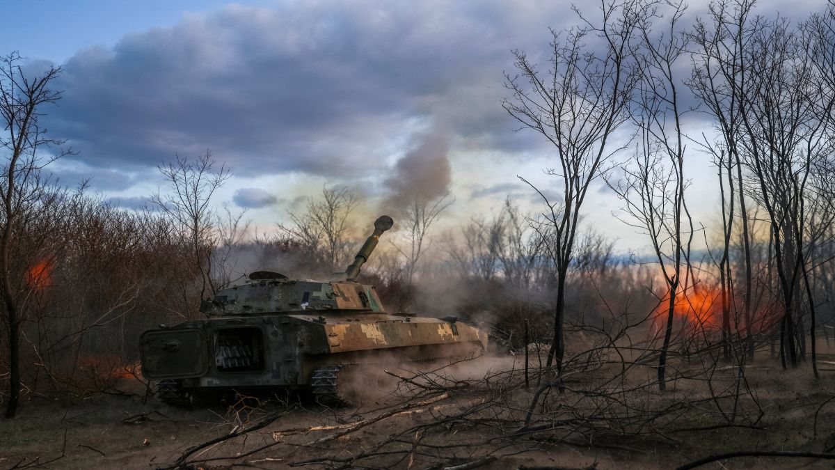 The Ukrainian Armed Forces fires a 2S1 Gvozdika self-propelled howitzer towards Russian troops in a front line in Kherson region, Ukraine. Experts note that it's unlikely that the deal will bring any change on the ground. Reuters The Ukrainian Armed Forces fires a 2S1 Gvozdika self-propelled howitzer towards Russian troops in a front line in Kherson region, Ukraine. Experts note that it's unlikely that the deal will bring any change on the ground. Reuters