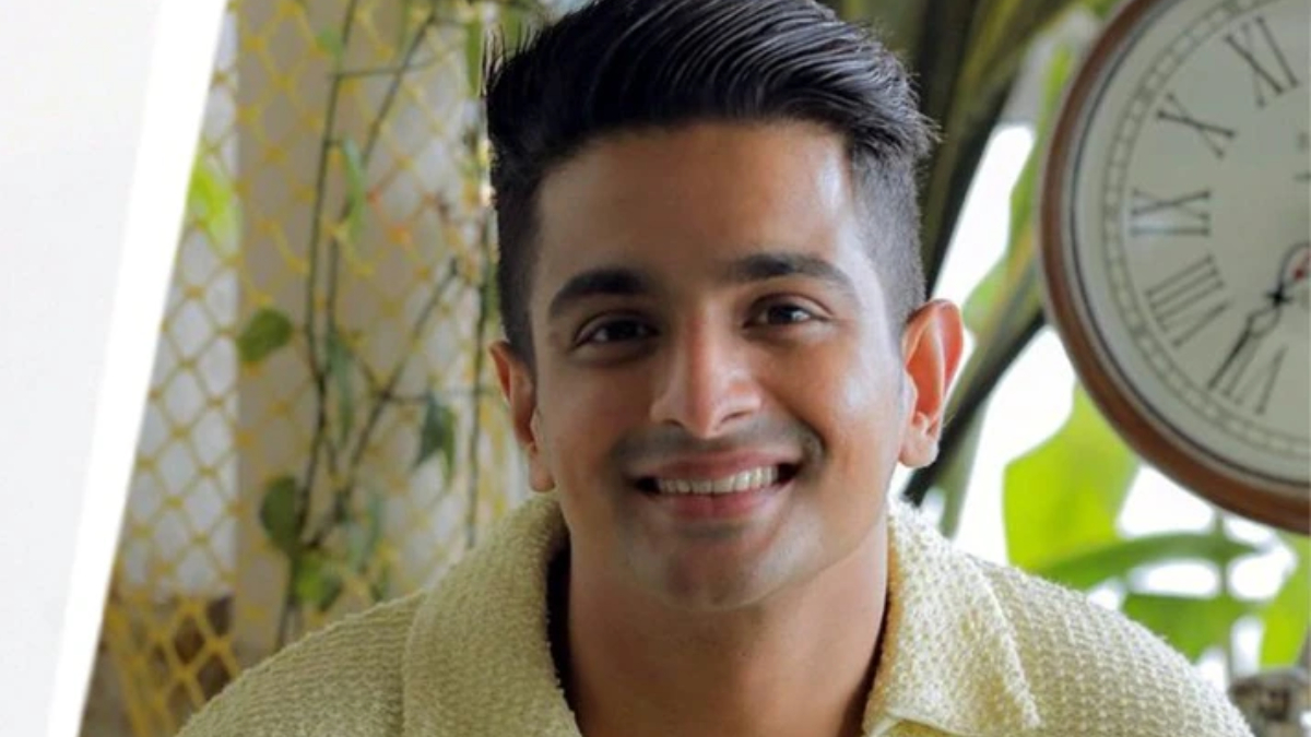 Ranveer Allahbadia allowed by Supreme Court to air his show, asks him to maintain decency, netizens say 'Privilege of Upper Castes and Money power' Ranveer Allahbadia allowed by Supreme Court to air his show, asks him to maintain decency, netizens say 'Privilege of Upper Castes and Money power'