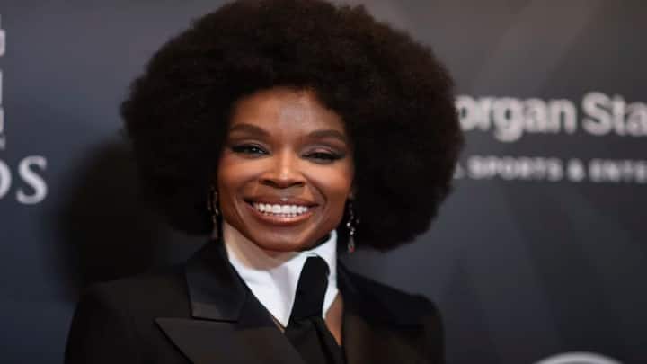 Comedian dropped from headlining White House correspondents' dinner after complaints from Trump govt Comedian dropped from headlining White House correspondents' dinner after complaints from Trump govt