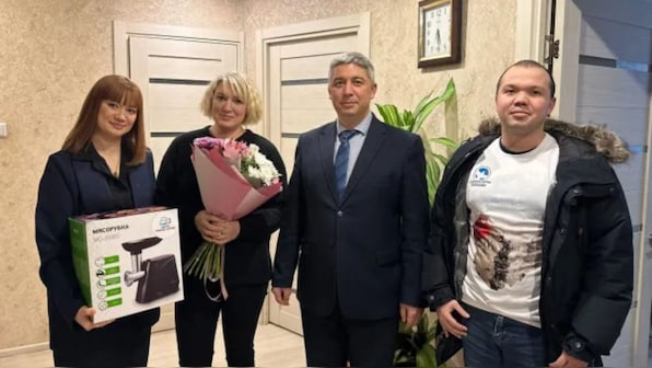 Vladimir Putin’s party faces flak for gifting meat grinders to mothers of dead soldiers