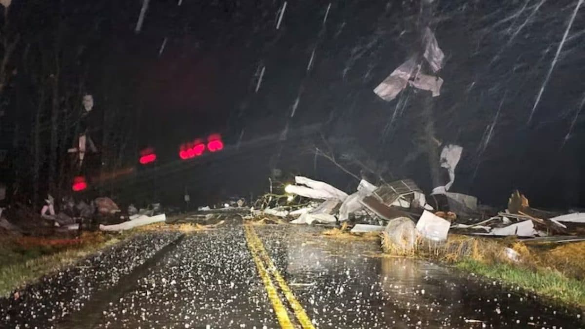 US: Monster storm kills at least 17, sparks threat of tornadoes and wildfires