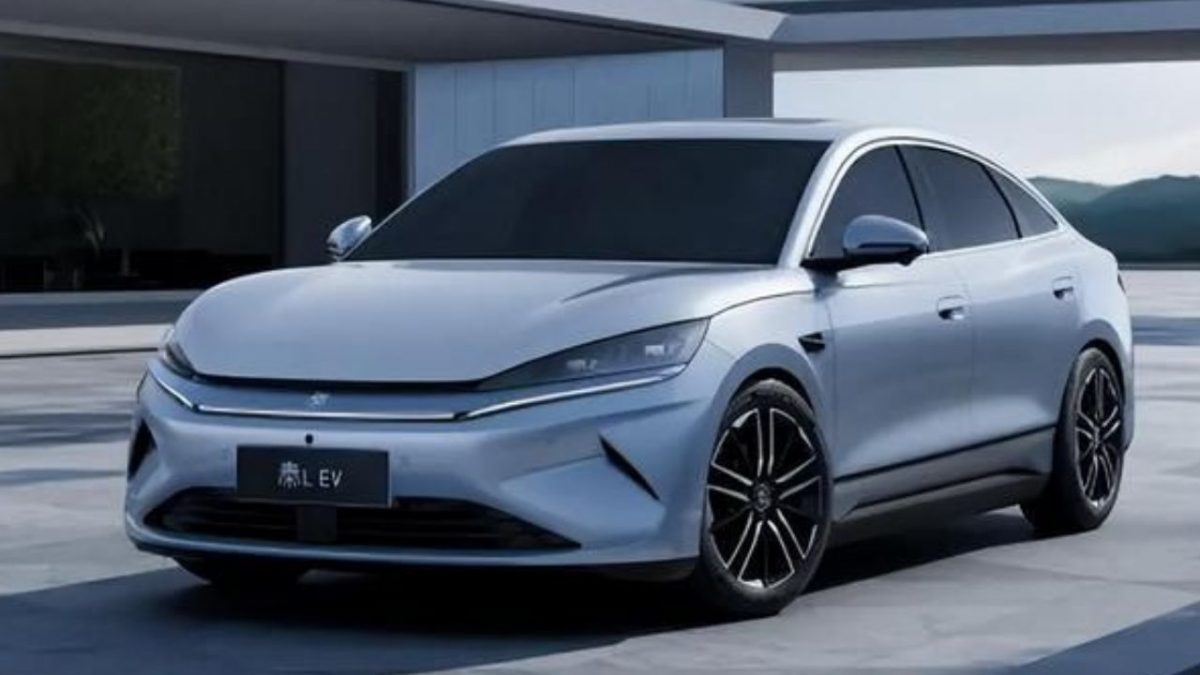 BYD’s model, named Qin L, starts at $16,517 while Tesla’s Model 3’s basic edition costs consumers $32,500. Source: X/@yicaichina BYD’s model, named Qin L, starts at $16,517 while Tesla’s Model 3’s basic edition costs consumers $32,500. Source: X/@yicaichina