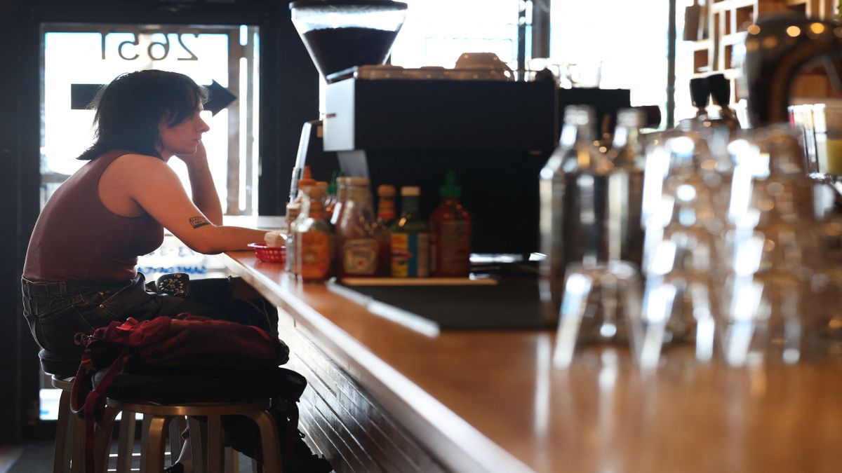 The United States fell to its lowest happiness ranking ever partly due to a rise in the number of Americans eating their meals alone, revealed the World Happiness Report. Representational image/AFP The United States fell to its lowest happiness ranking ever partly due to a rise in the number of Americans eating their meals alone, revealed the World Happiness Report. Representational image/AFP