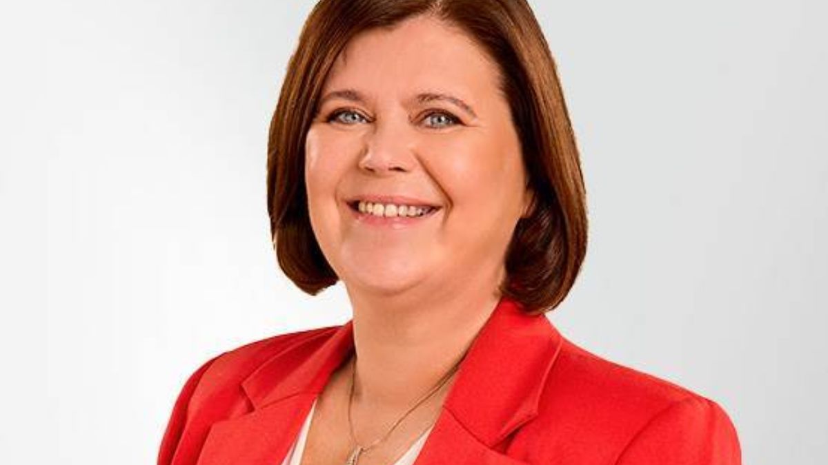 The scandal over Iceland minister who quit after confessing to having a child with a teen The scandal over Iceland minister who quit after confessing to having a child with a teen