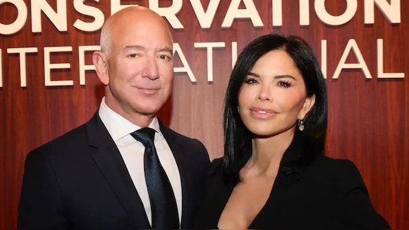 $500-million mega yacht, ultra-luxury hotels & more: Inside Jeff Bezos & Lauren Sanchez's Venice wedding plans