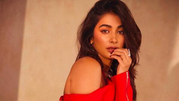 Pooja Hegde Opens Up About Maintaining a Balance in South and Bollywood, Expresses Desire to Do More Hindi Films