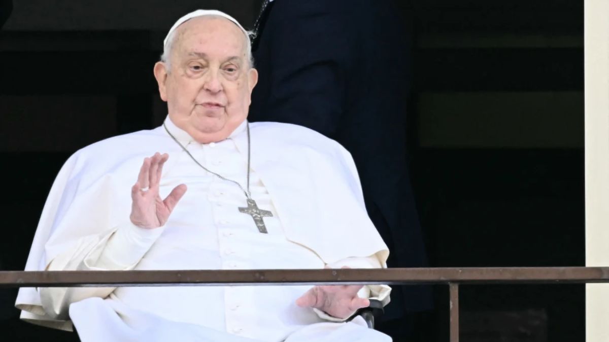 How Pope Francis' personal nurse helped save his life How Pope Francis' personal nurse helped save his life