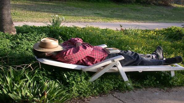Catching Zzzzs: How a daily nap can do more harm than good