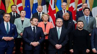 British Prime Minister Sir Keir Starmer is joined by Ukrainian President Volodymyr Zelenskyy and other Western leaders, including President Emmanuel Macron of France and PM Giorgia Meloni of Italy, at a summit in London on February 2, 2025, on Ukraine. (Photo: Reuters)
