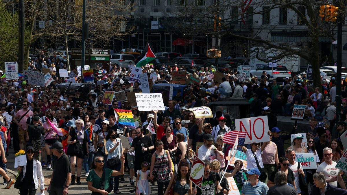 Thousands march against Trump in major cities across America Thousands march against Trump in major cities across America