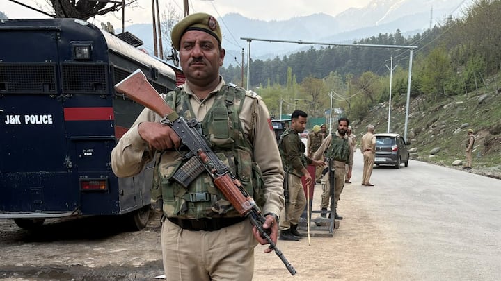 Police arrest Mohammad Yousuf, who helped terrorists in Pahalgam attack, in J&K: Sources
