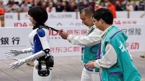 It's humans vs humanoids in China's 21 km half-marathon race. Who won?