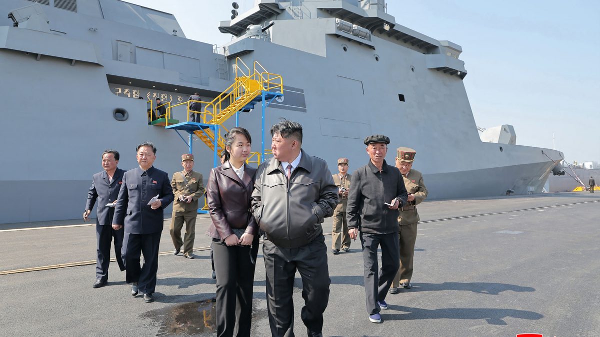 North Korea's Kim Jong Un orders navy vessels armed with nuclear weapons North Korea's Kim Jong Un orders navy vessels armed with nuclear weapons