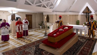 The body of Pope Francis is placed in an open casket during the rite of the declaration of death in Santa Marta residence at the Vatican, April 21, 2025. Vatican Media via Reuters